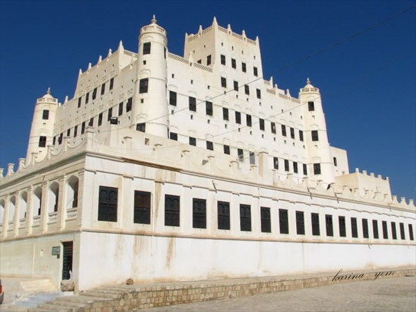 4 Дворец Аль Катири в Сейюне